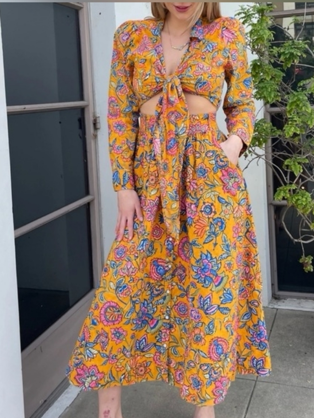 House Of Harlow Yellow Multicolor Floral Tie Front Snap Button Cheyna Midi Dress
